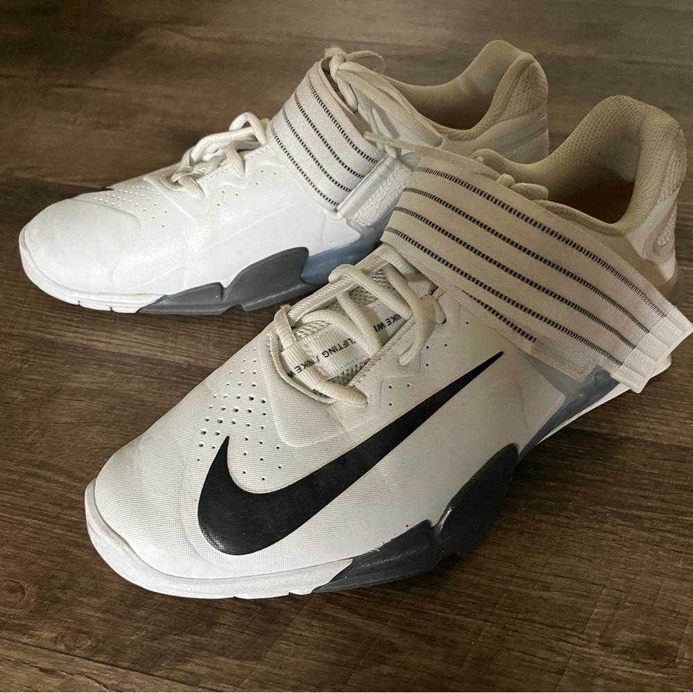 Nike Savaleo Powerlifting Shoes